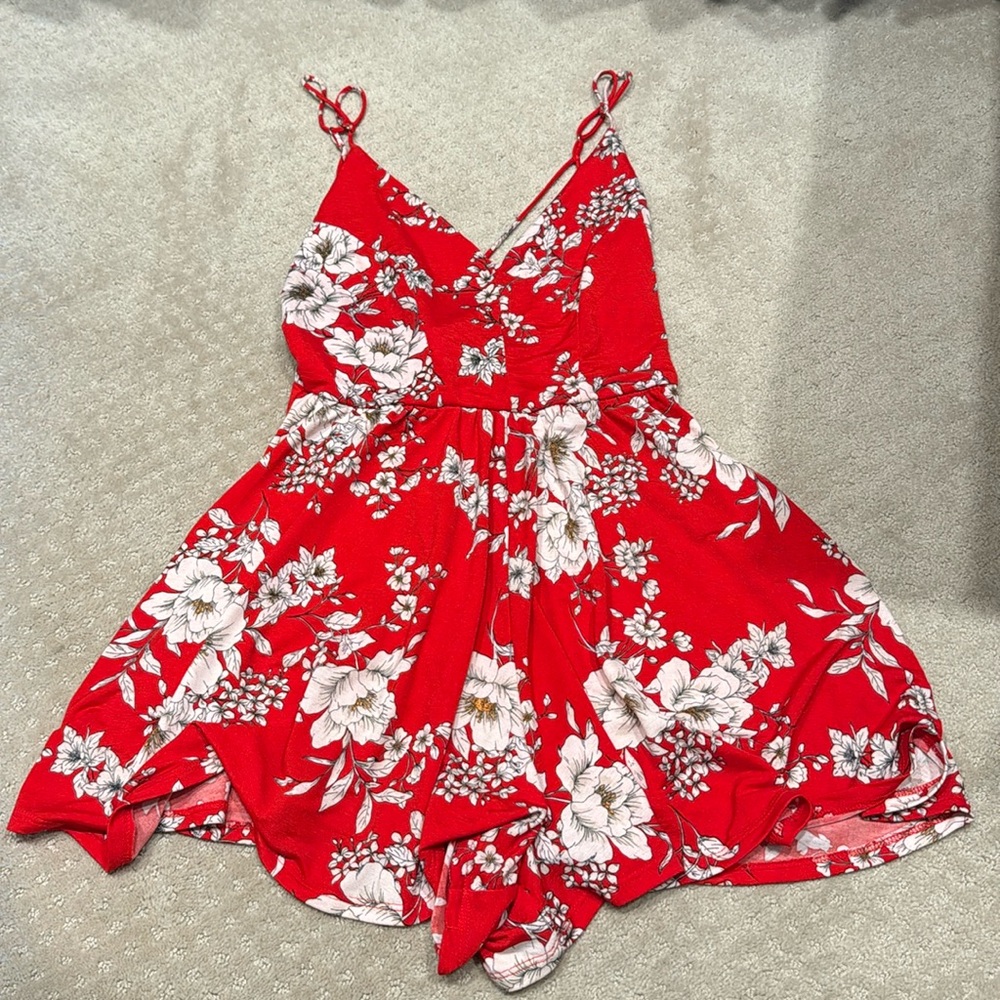 Brand New never worn romper size S